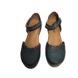 Biza Astoria 2 Leather Sandal In Dark Green Size 38 (7.5) 1126-2829